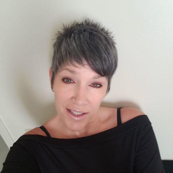 Meet your Posher, Dawn - Picture 1 of 1